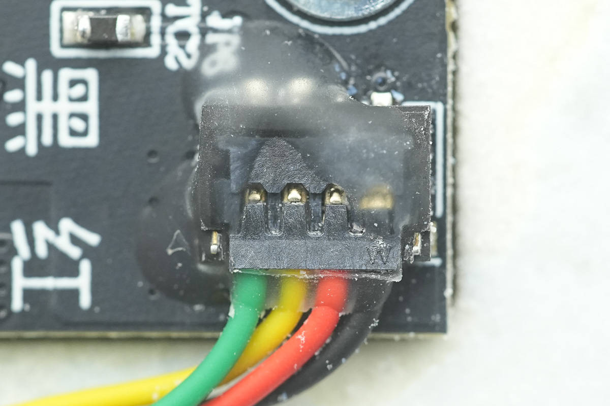 支援APP跨端查詢一鍵管理，安克Prime 150W充電底座拆解