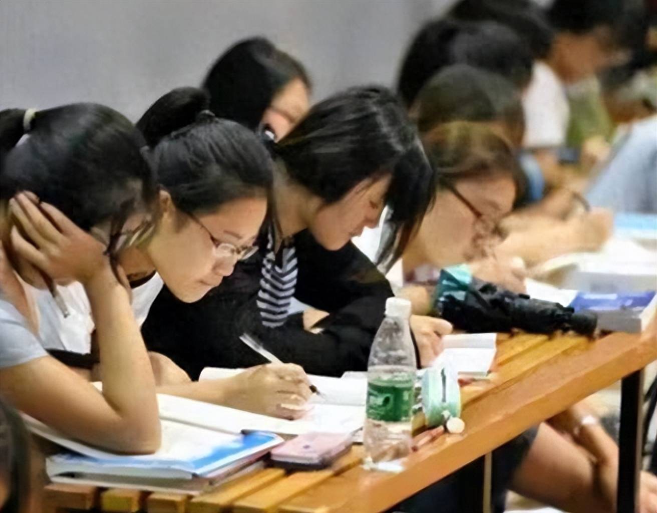 原創“985高材生”曹陽：赴德留學，回國卻流浪街頭14年！他經歷了啥