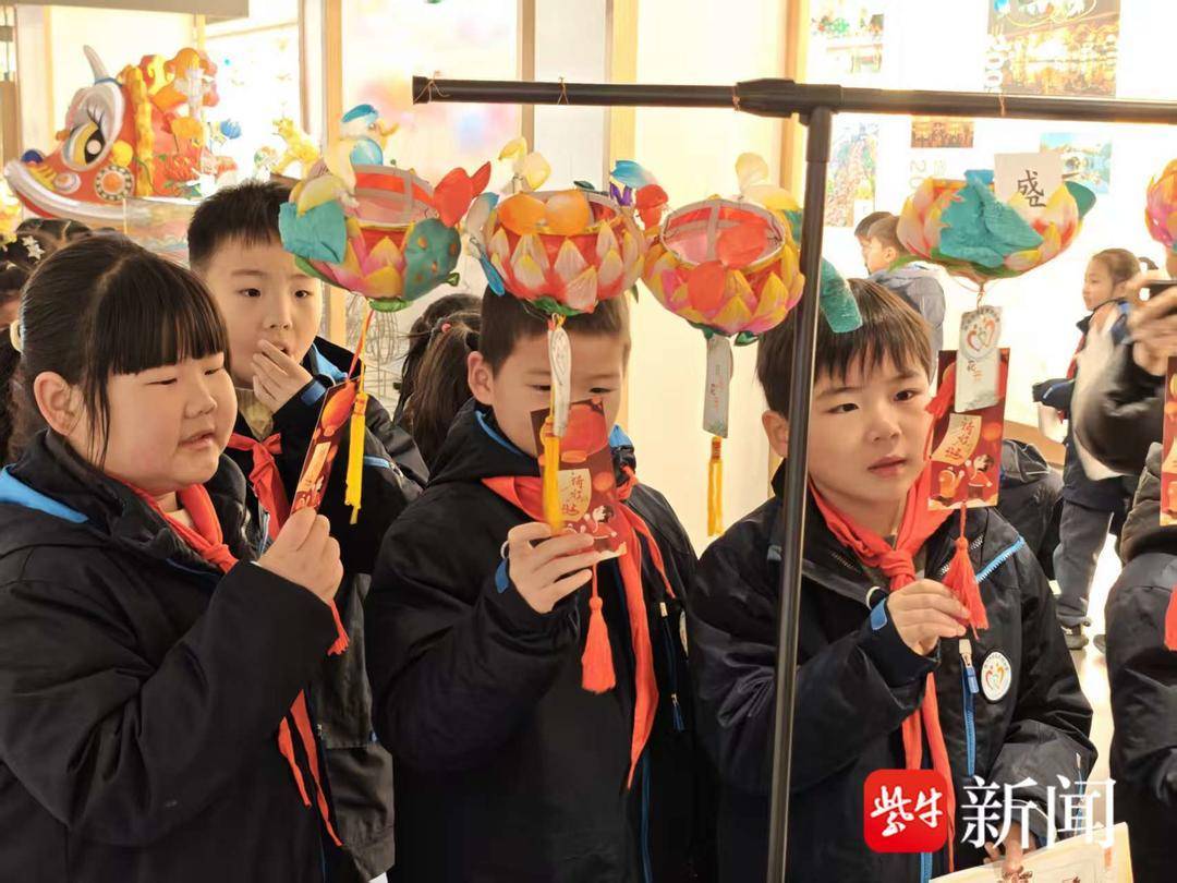 期末無紙化測評“非遺範”！南京武定新村小學與秦淮非遺館簽約共建