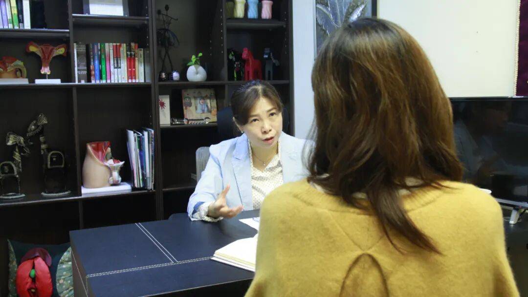 越來越多女性，主動走入「性治療室」