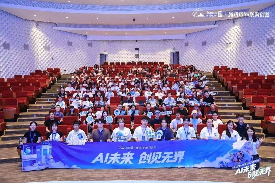 “17歲工齡5年”，提前工作的“超級中學生”都快把985研究生卷懵了