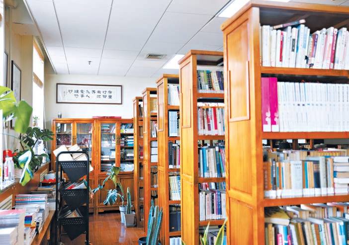 走進藝術家精神小天地 觸控戲劇殿堂深厚底蘊
