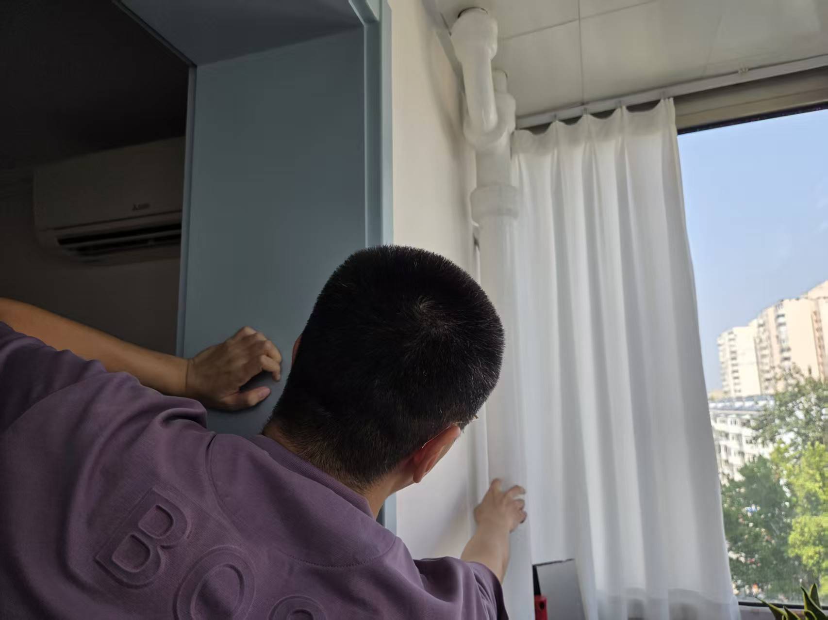 一戶漏水涉及兩家物業，誰來修？社羣助力快速劃分責任