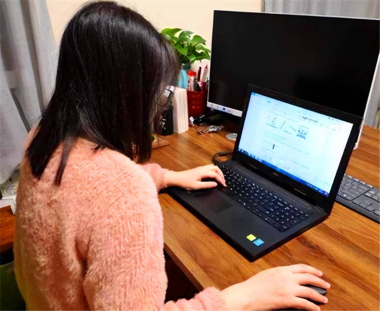 原創老師從小學“轉崗”到初中，孩子能適應嗎？看完這些你就全懂了
