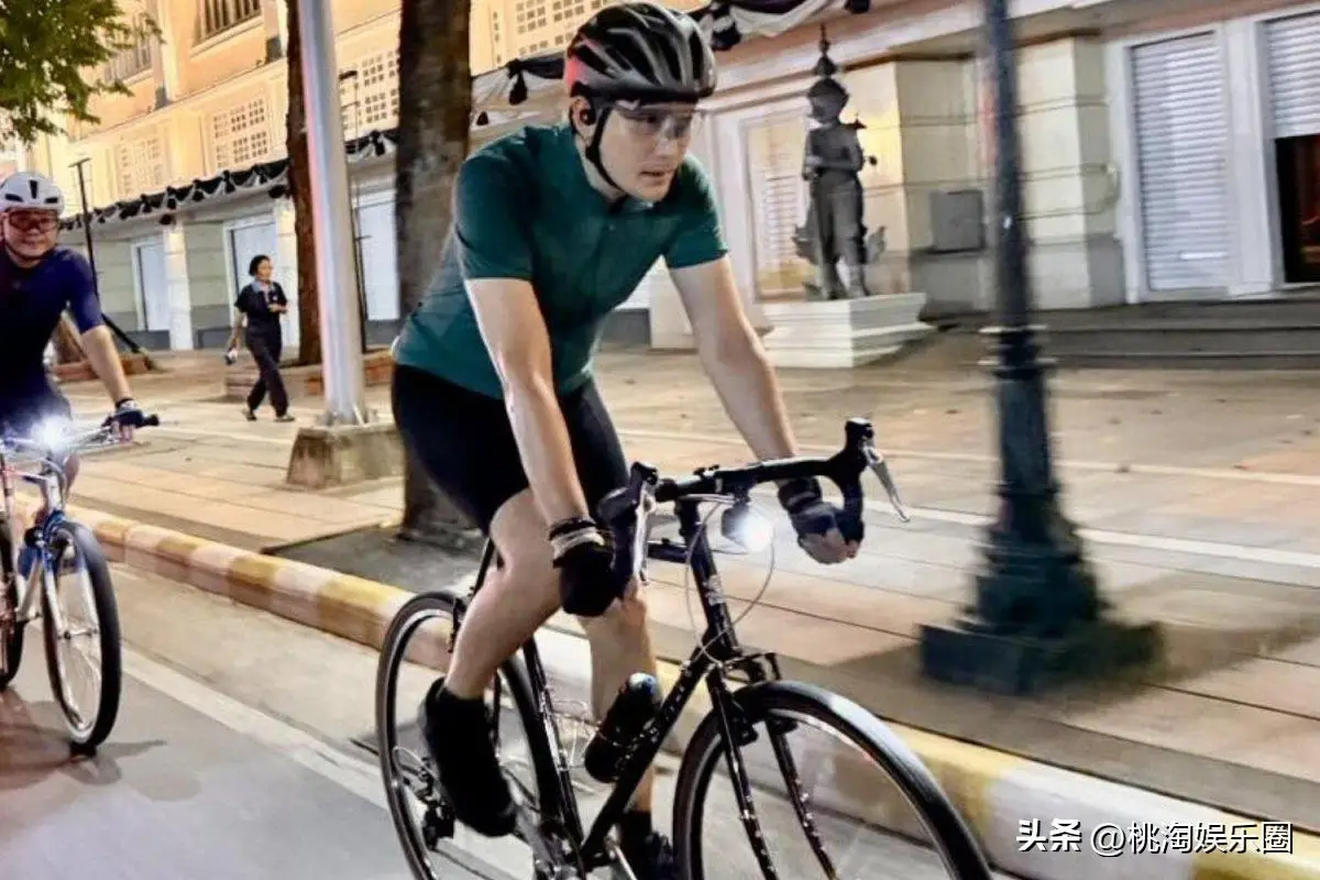 泰國昔日偶像男團成員失蹤，次日陳屍河中，揹包裝有20公斤水泥磚