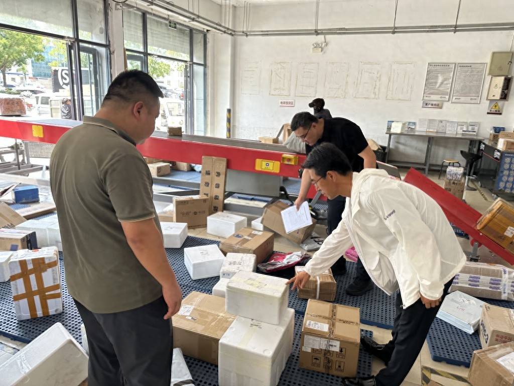 讓快遞包裝更“綠色”！青島開展快遞包裝專項抽查